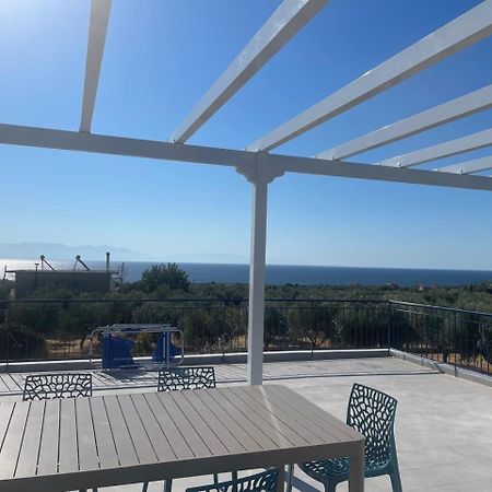 Villa Blue Cocoon - Chrani Messinia Peloponnese- Sea View 800 M From Beach Bagian luar foto